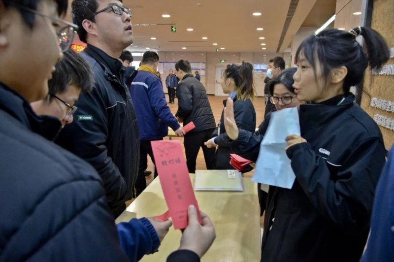 正月十五春先到 巨人家園鬧元宵